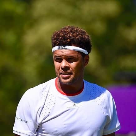 ジョー＝ウィルフリード・ツォンガのインスタグラム：「‪Looking forward to meeting the @wimbledon Centre Court again tomorrow 👊🏽🥊 #TsongaTeam #Wimbledon ‬」