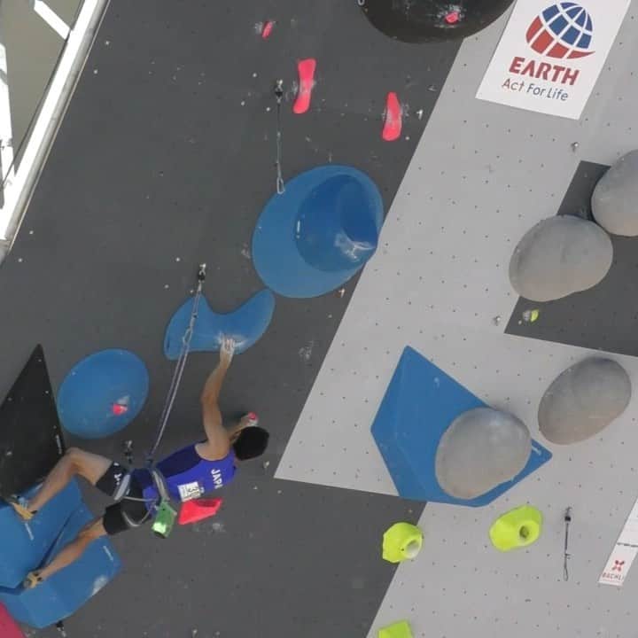 杉本怜のインスタグラム：「My first world cup in Villars!! I almost die at first route, but I managed to be still alive🤪﻿ ﻿ 初めてのワールドカップヴィラール戦！かなり緊張しましたが、なんとか予選通過です！！しかも一本目ですっぽ抜けて死にそうになりながらも、ギリ右手一本で耐えました😤減量効果出てますね！﻿ ﻿ 明日の準決勝も頑張ります💪﻿ ﻿ #マイナビ  #オリエンタルバイオ #みらい住宅開発紀行 #raffine #mammut #lasportiva #rhinoandbird #東京粉末 #rollfilm #tokyopowder﻿ @orientalbio1991 @mammut_japan @lasportivajp @tokyopowder @rhinoandbird_nishinippori @kashi_koubou_sundial」