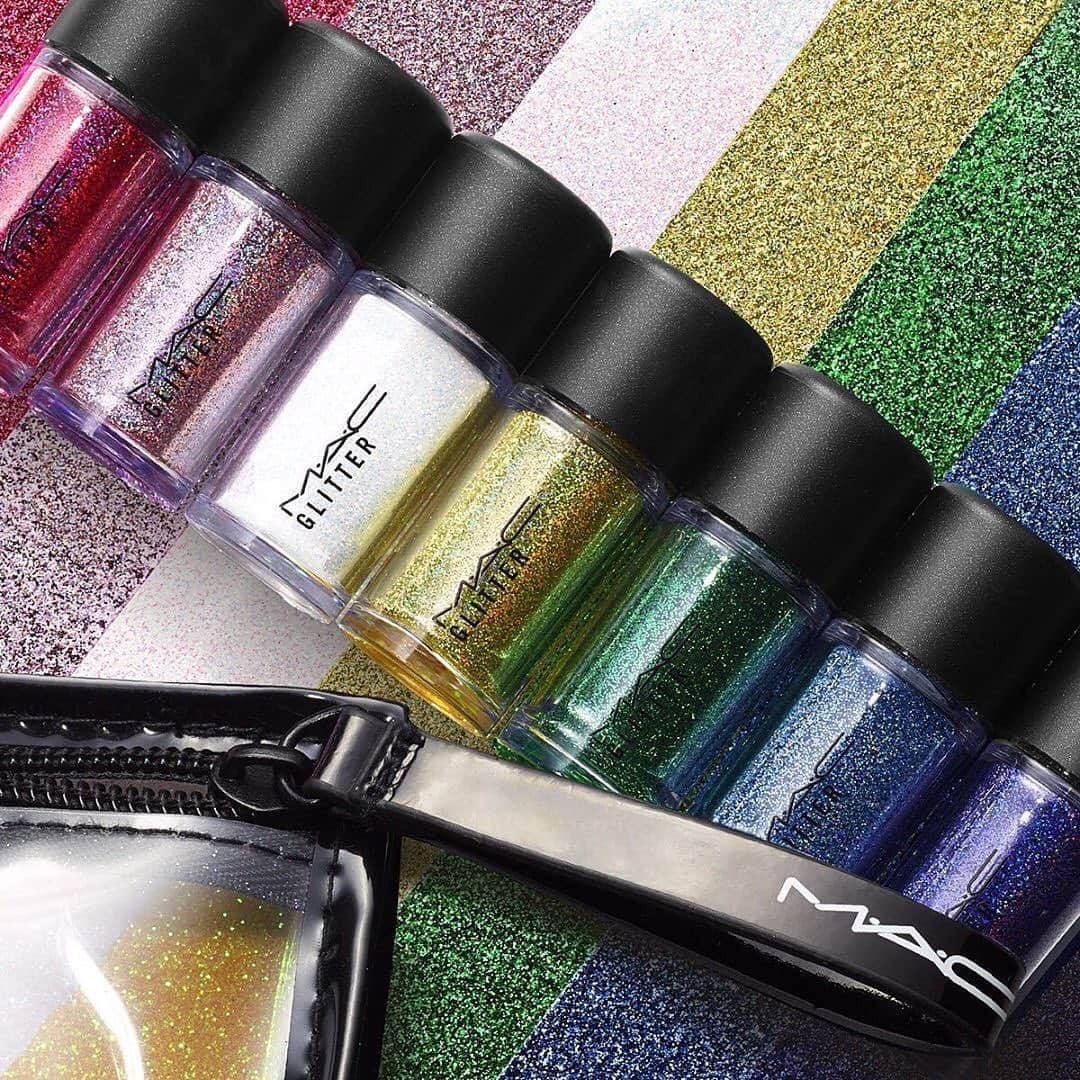 M·A·C Cosmetics UK & Irelandさんのインスタグラム写真 - (M·A·C Cosmetics UK & IrelandInstagram)「Shine for Pride 🌈✨🦄 Deck out everyone you love with glitterific and kaleidoscopic looks in over 40 shades of Glitter. #MACLovesPride #MACCosmeticsUK」7月6日 1時08分 - maccosmeticsuk