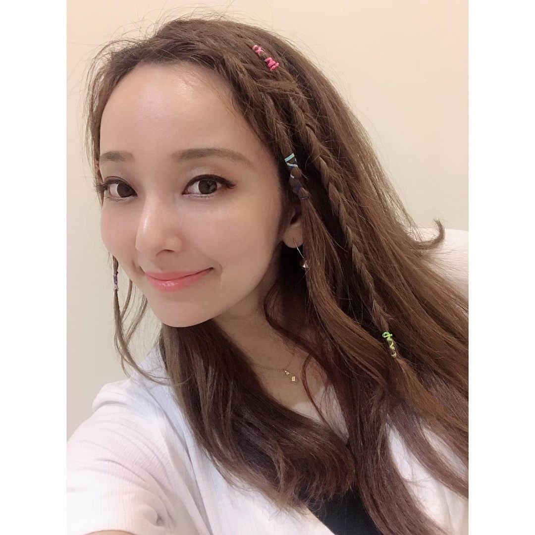 千田愛紗さんのインスタグラム写真 - (千田愛紗Instagram)「跳了一整天 累趴趴了 這次參與拍攝的所有的人 你們都是我的貴人 謝謝你們❤️ 感恩!  Hair: @fluxreelsunny  @fluxreelhairboutique」7月6日 1時14分 - aisa1108