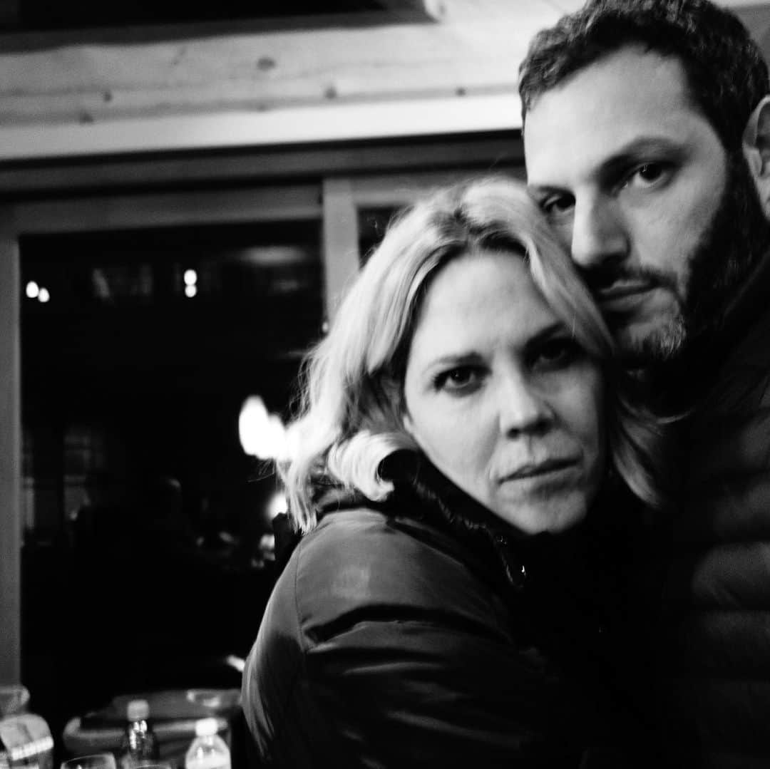 メアリー・マコーマックさんのインスタグラム写真 - (メアリー・マコーマックInstagram)「Sixteen years with my best friend. Happy Anniversary Michael Morris. I love you truly madly deeply.」7月6日 1時37分 - marycmccormack