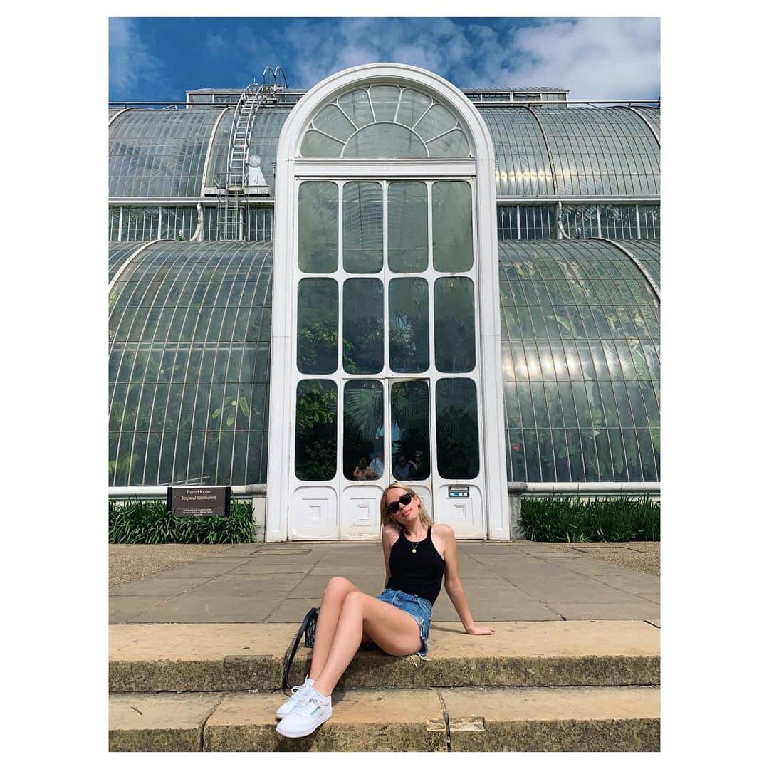 タニヤ・バーさんのインスタグラム写真 - (タニヤ・バーInstagram)「This weather 🌞🌞🌞」7月6日 1時53分 - tanyaburr