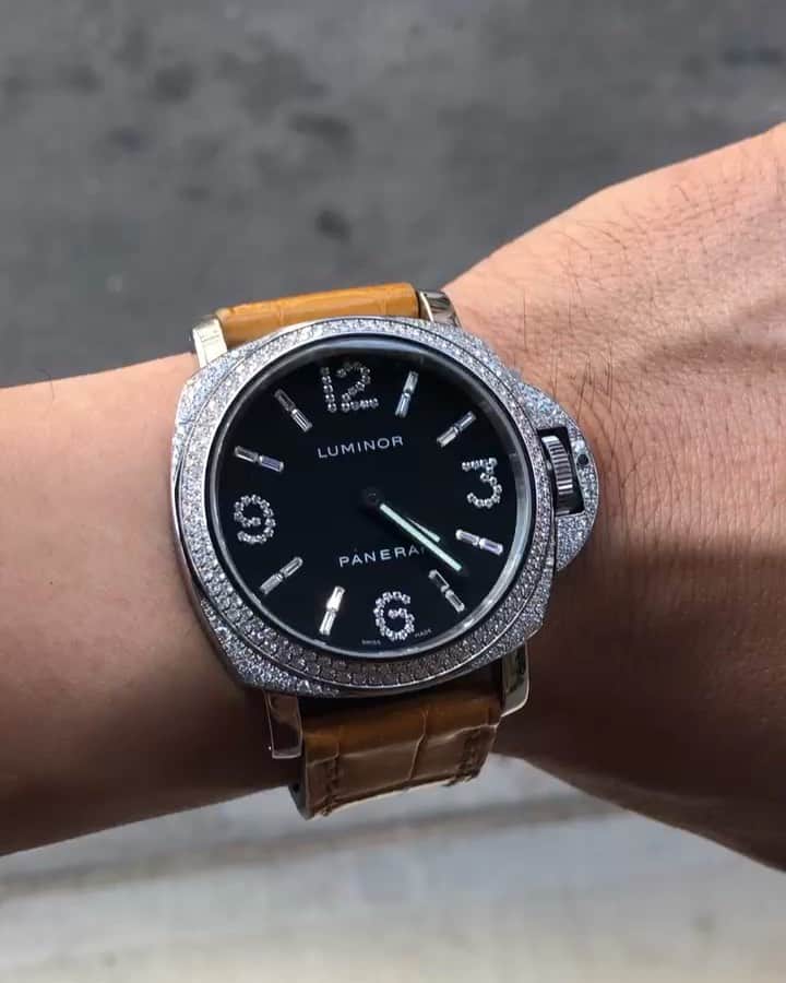 パネライのインスタグラム：「Something you really won’t see everyday. Maybe since there were only 15 ever made. Yes this is a factory made piece from the earlier years when obviously they were experimenting with stuff.  Can you figure out the reference number?  #paneraicentral」