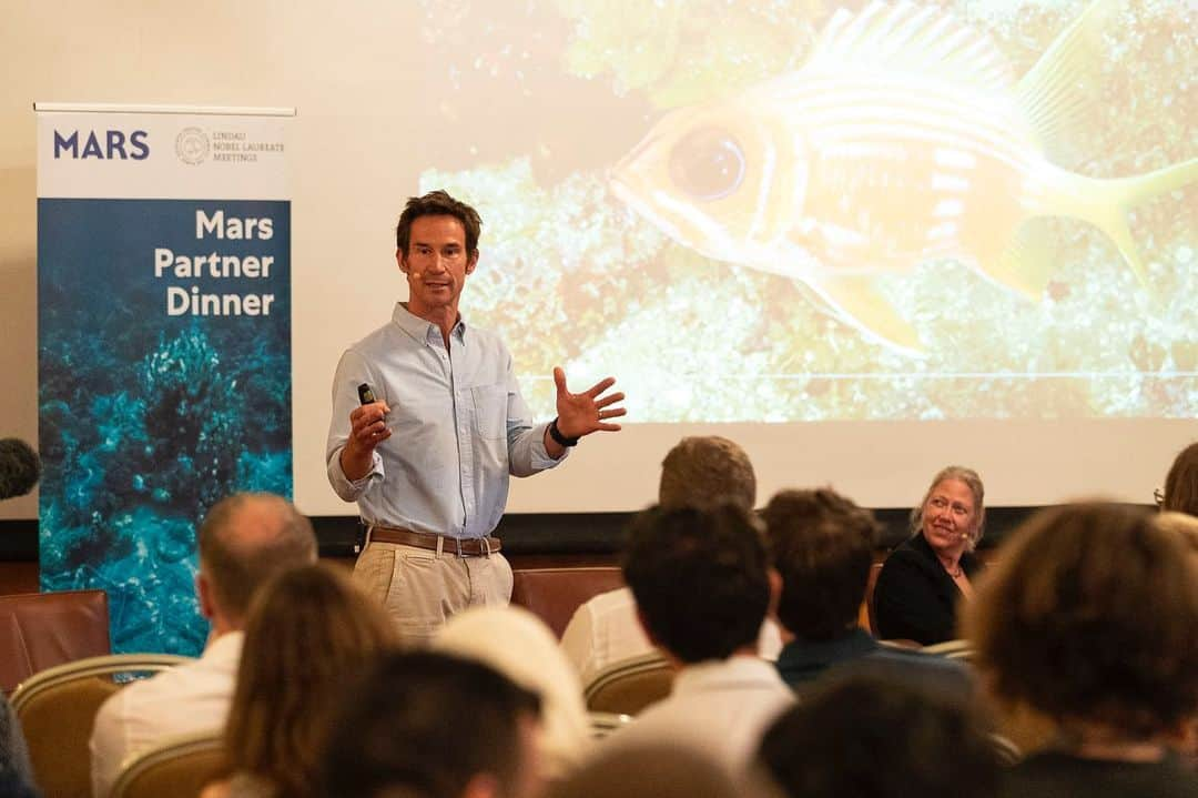 Marsさんのインスタグラム写真 - (MarsInstagram)「This week, our Associates participated in the 69th Lindau Nobel Laureate Meetings. They joined the discussion about how science can help solve some of the world's greatest challenges, like restoring our coral reefs, and helping create a better world tomorrow. We’re excited to learn from and be inspired by our fantastic speakers! #LiNo19 #TomorrowStartsToday」7月6日 2時16分 - marsglobal