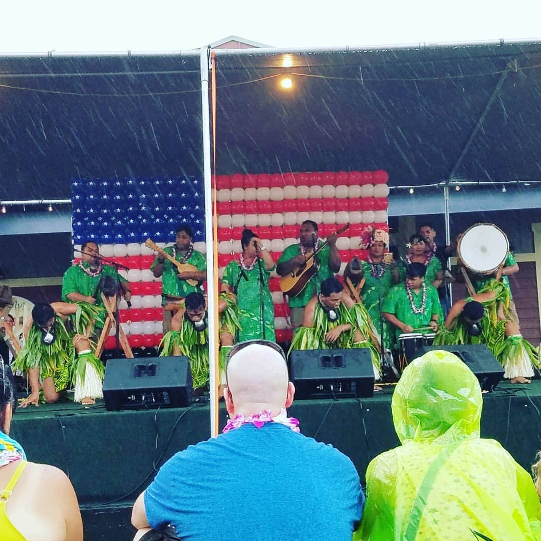 小錦千絵（TAUPOU）さんのインスタグラム写真 - (小錦千絵（TAUPOU）Instagram)「昨日は4th Julyアメリカ独立記念日でどこもかしこもお祝いムードでした☺️私達はPCCにコンサート見に行ったら大雨…😵💦でもショーは素晴らしかったです(⌒0⌒)／~~」7月6日 6時10分 - taupou52