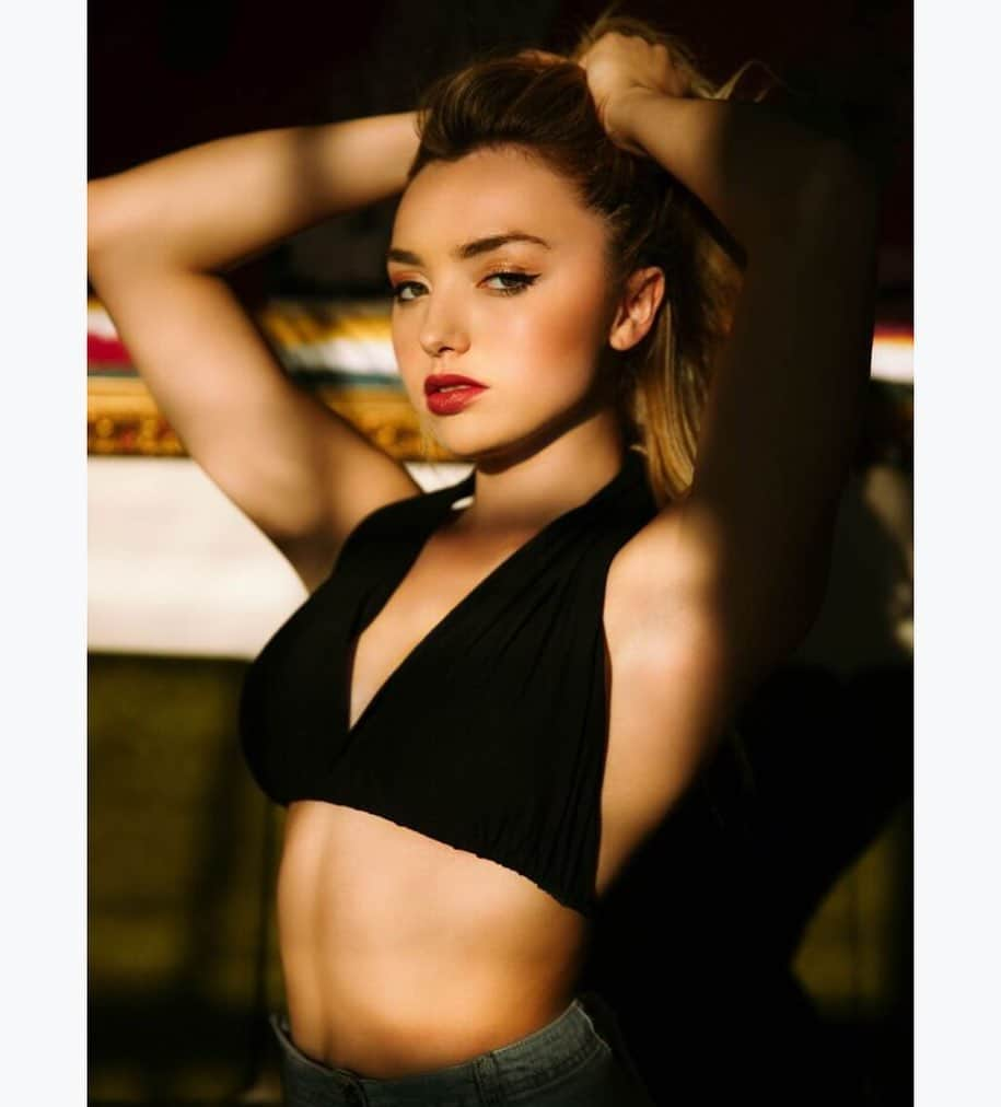 ペイトン・リストさんのインスタグラム写真 - (ペイトン・リストInstagram)「🖤」7月6日 6時10分 - peytonlist