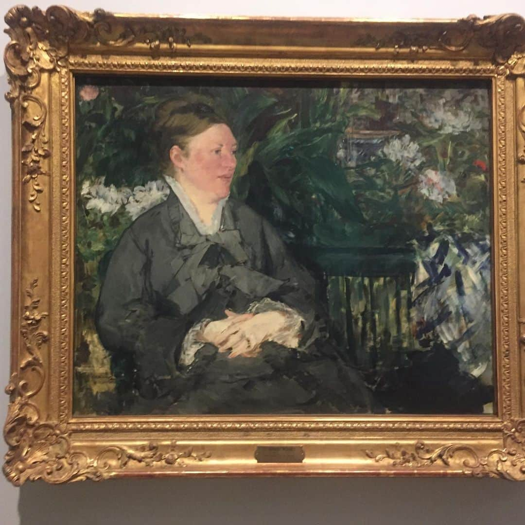 レスリー・フェラさんのインスタグラム写真 - (レスリー・フェラInstagram)「Nothing like moseying through the @artinstitutechi . Some of my favorites...what an amazing afternoon! Don’t miss the Manet exhibit if you’re in town. #lovemesomeart #FridayInTheArtInstituteWithGeorge」7月6日 6時18分 - mslesleyfera