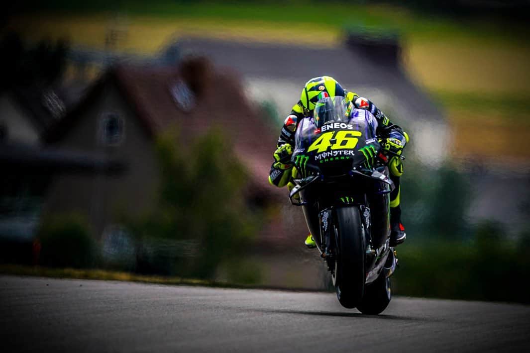 バレンティーノ・ロッシのインスタグラム：「Sachsenring Circuit,Germany Friday,free practice 📸 @falex79 @mighelon」