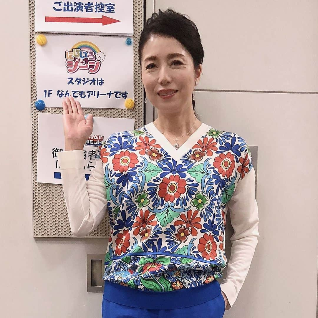 高橋ひとみさんのインスタグラム写真 - (高橋ひとみInstagram)「本日8:30から関西テレビ「にじいろジーン」に出演いたします📺#にじいろジーン #ESCADA」7月6日 8時13分 - hitomi_momoe