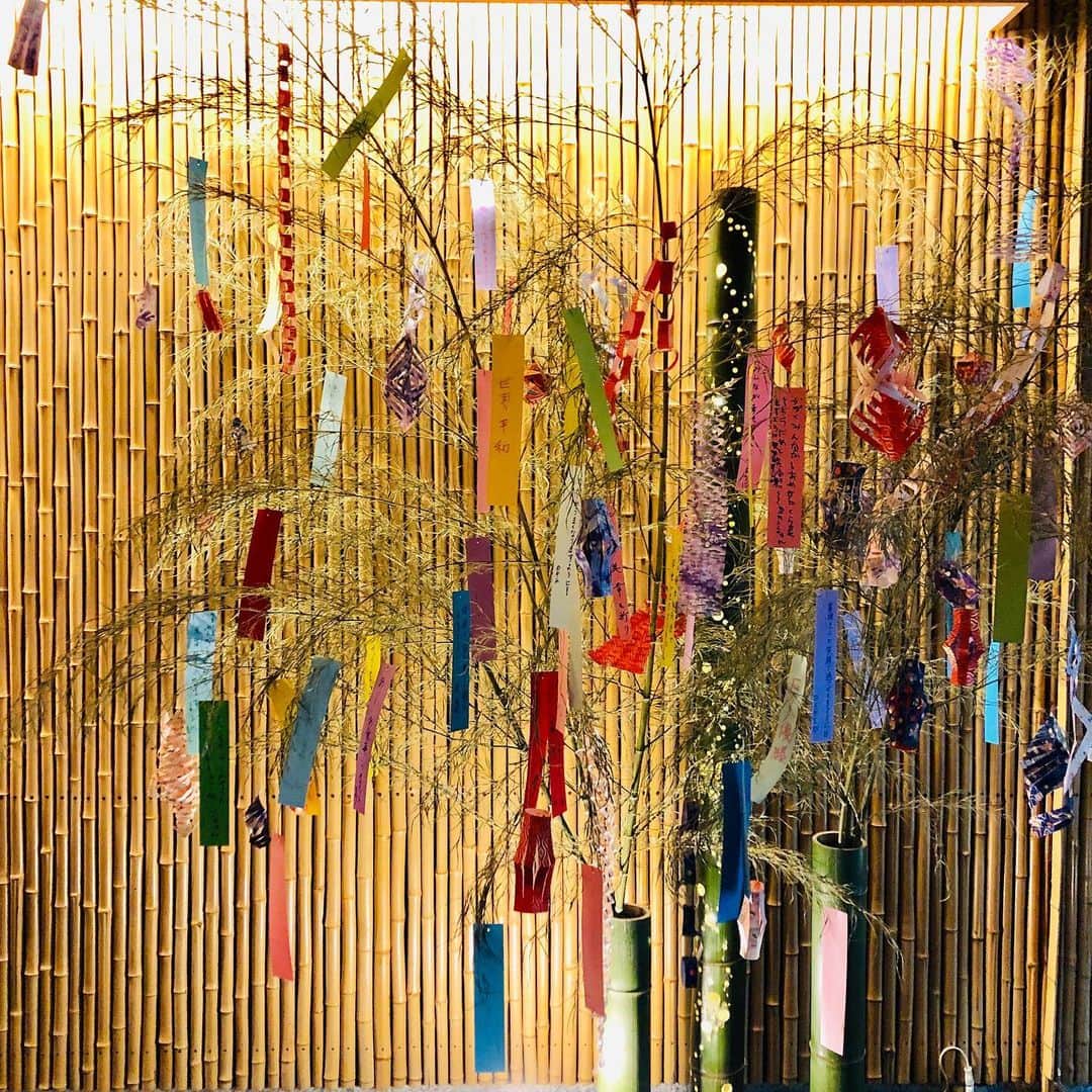 東京プリンスホテルさんのインスタグラム写真 - (東京プリンスホテルInstagram)「明日は七夕。 色とりどりの短冊にみなさまの願いを込めて。  Tomorrow is Tanabata(star festival). Put your wishes on multicolored strips.  Share your own images with tagging by @tokyoprincehotes ------------------------------------------------ #東京プリンスホテル #東京プリンス #プリンスホテル #tokyoprincehotel #tokyoprince #princehotels #日本 #東京 #JAPAN #tokyo #東京タワー #tokyotower #tokyoview #beautifulhotels #tokyohotel #東京 #东京 #도쿄 #tokio #七夕 #短冊 #starfestival」7月6日 10時03分 - tokyoprincehotel