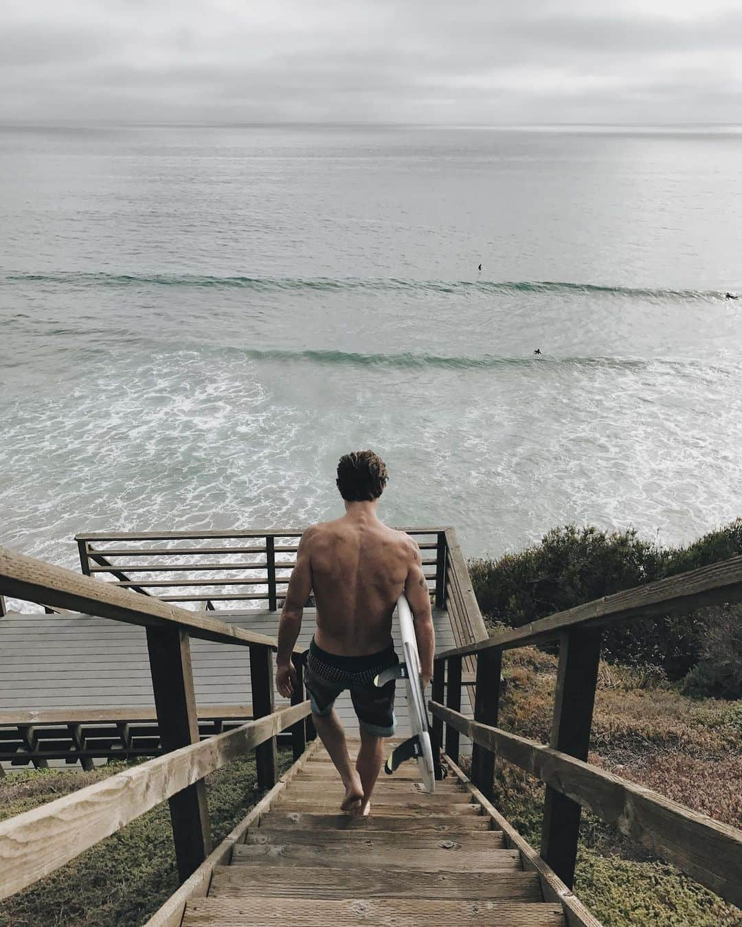 ショーン・ホワイトさんのインスタグラム写真 - (ショーン・ホワイトInstagram)「I surf sometimes 🏄‍♂️ #surfsup #surfing #sandiego」7月6日 10時18分 - shaunwhite