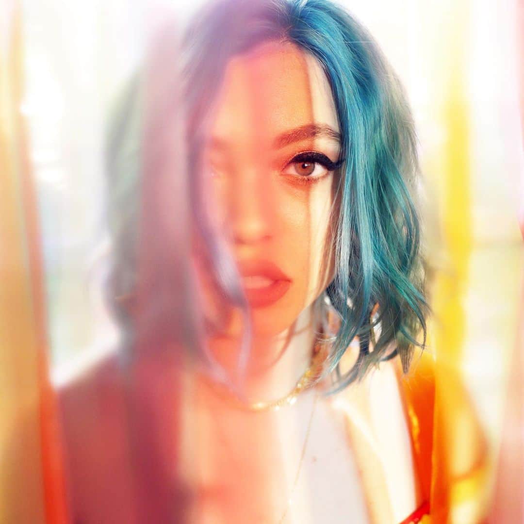 HEY VIOLETのインスタグラム：「🌅paradisiacal🌅」
