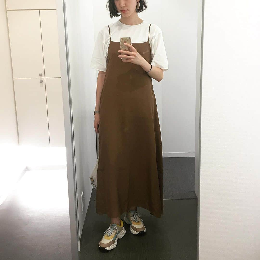 mar.ayaさんのインスタグラム写真 - (mar.ayaInstagram)「可愛いマルチカラー🌻 去年のインスタと見比べてこのところ俄然カラフルになってきてる🌈 最近色遊びが楽しい🍐🍐 . . . . #atontokyo  #aton #gu_global  #gu_for_all  #instafashion  #ootd #mirrorselfie」7月6日 11時38分 - mar.aya