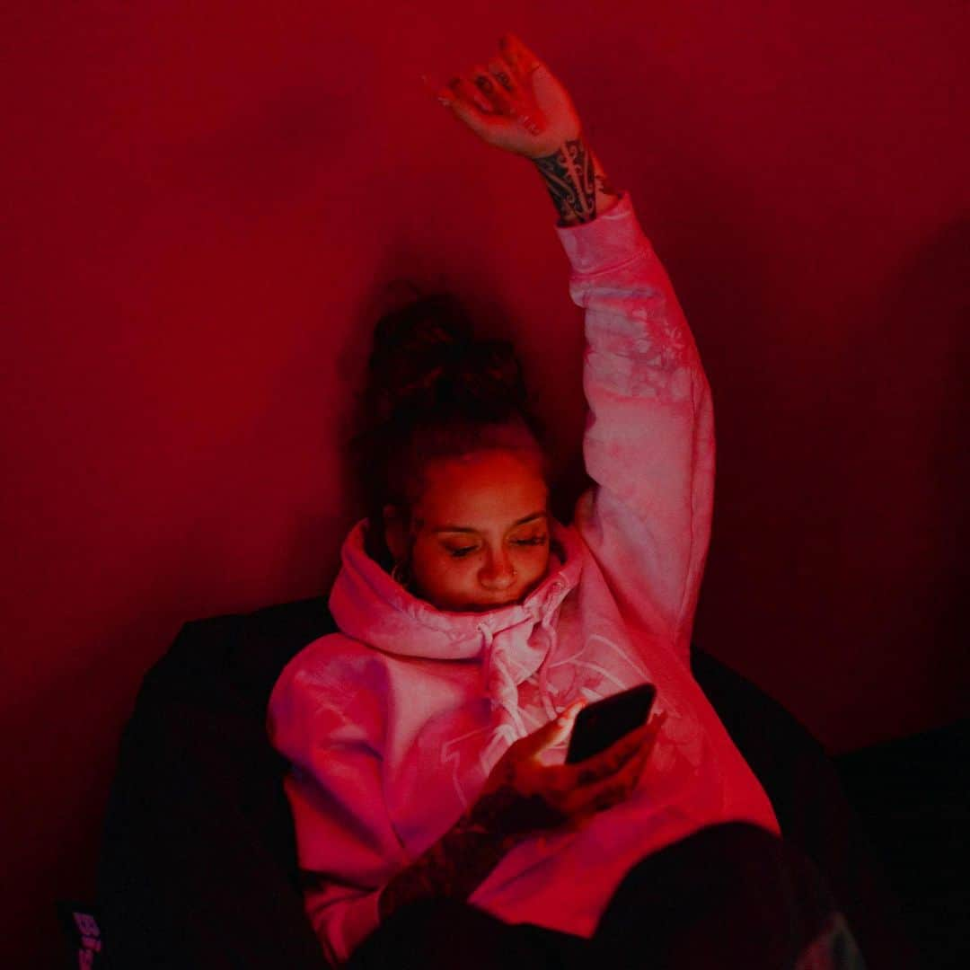 ケラーニさんのインスタグラム写真 - (ケラーニInstagram)「if i got my arm in the air ...the verse i’m writing hot as shit」7月6日 11時31分 - kehlani