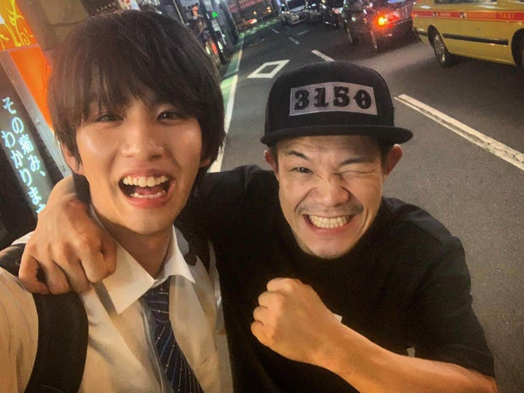 亀田興毅さんのインスタグラム写真 - (亀田興毅Instagram)「はじめしゃちょーと食事した。ジャンルを超えた付き合いは自分の人生の幅を広げる。学びには年齢、性別、人種に関係はない。人気YOUTUBERは男の魅力プンプンであった…。 #はじめしゃちょー #YOUTUBER #亀田興毅 #仕上がってる #いききってる」7月6日 12時00分 - kokikameda