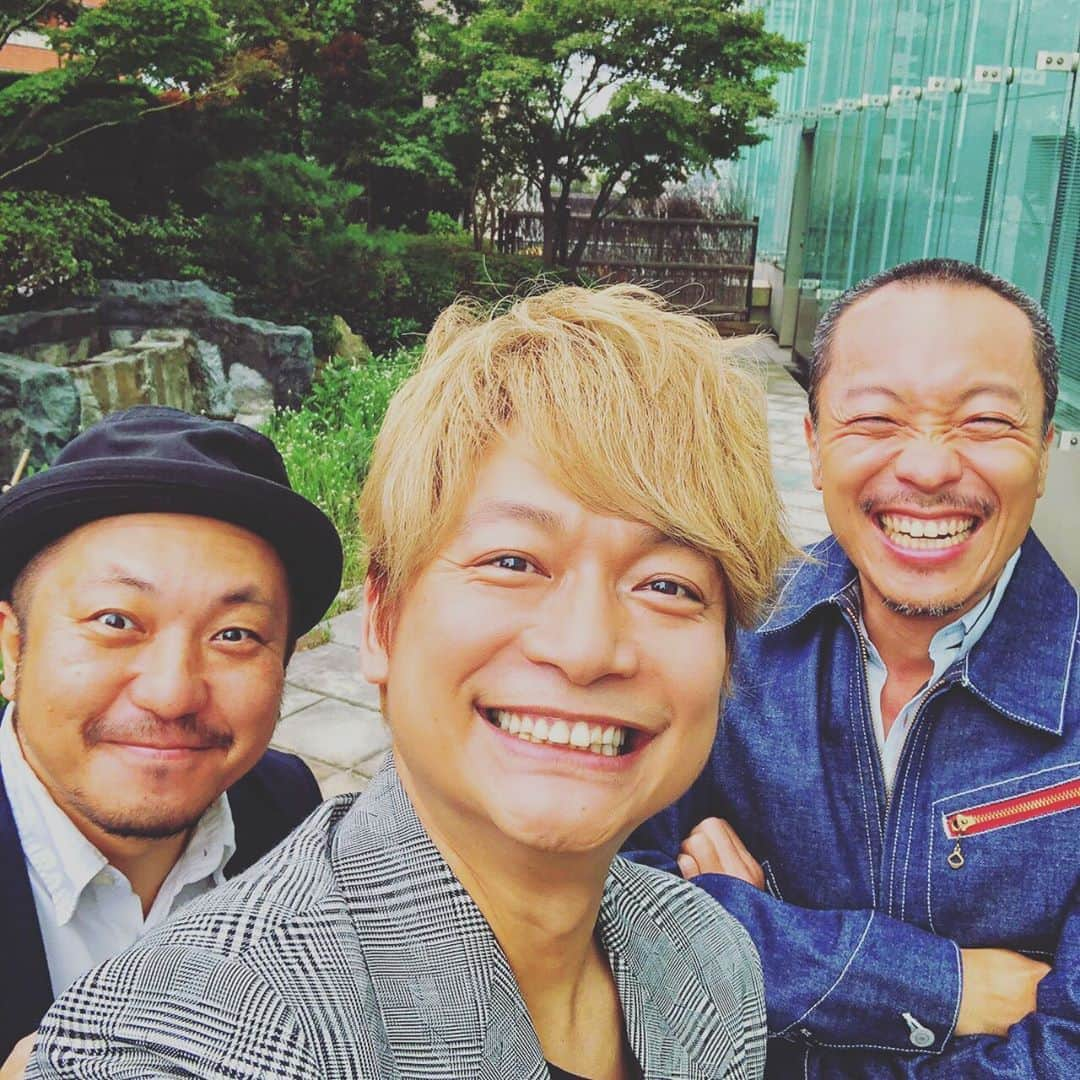 香取慎吾さんのインスタグラム写真 - (香取慎吾Instagram)「#凪待ち #ライブビューイング 楽しかった！ お客様！メディアの皆様！劇場の皆様！ありがとうございました！ 凪待ちをよろしくお願いします！！ 絶賛公開中です！ #白石和彌 #音尾琢真 #香取慎吾」7月6日 22時56分 - katorishingo_official