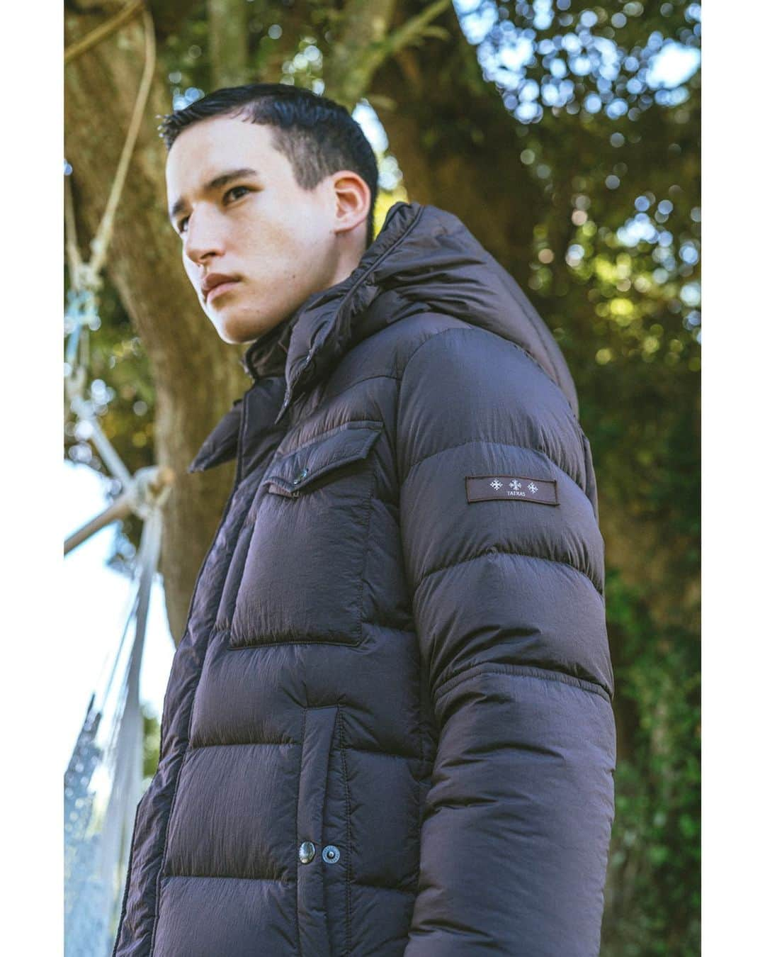 EDIFICEさんのインスタグラム写真 - (EDIFICEInstagram)「【DOWN JACKET PRE ORDER - EDIFICE 2019 AUTUMN&WINTER -】﻿﻿ ﻿﻿ 今シーズンもエディフィスでは、WOOLRICH、PYRENEX、TATRASエディフィス別注ダウンの完売必至モデルを筆頭に、他インラインも合わせてエディフィス店舗、WEBでのプレオーダーフェアを開催致します。﻿﻿ ﻿﻿ ﻿﻿ 《実店舗開催日程》﻿﻿ 7/6（土）～14（日）EDIFICE 新宿店﻿﻿ 7/19（金）～28（日）EDIFICE 丸の内店﻿﻿ 8/2（金）～12（月）EDIFICE ルクア大阪店﻿﻿ 8/16（金）～25（日）EDIFICE 博多店﻿﻿ 8/30（金）～9/8（日）EDIFICE 名古屋パルコ店﻿﻿ ﻿﻿ 詳しくはプロフィール🔗よりご覧ください。﻿﻿ ﻿﻿ ﻿﻿ ﻿﻿ Down jacket﻿ 【PYRENEX EX  SPOUTNIC】¥77,000+tax﻿﻿ 【TATRAS EX  Merano】¥89,000+tax﻿ ﻿﻿ ﻿﻿ ﻿﻿ ﻿﻿ ﻿﻿ ﻿﻿ ﻿﻿ ﻿﻿ ﻿﻿ #edifice #preorder #outer #2019aw #orderfair #downjacket #downouter #pyrenex #exclusive #pyrenexspoutonic #tatras #tatrasmerano #mensfashion #mensouter #mensstyle #menswear #menwithclass﻿」7月6日 21時37分 - edifice.jp