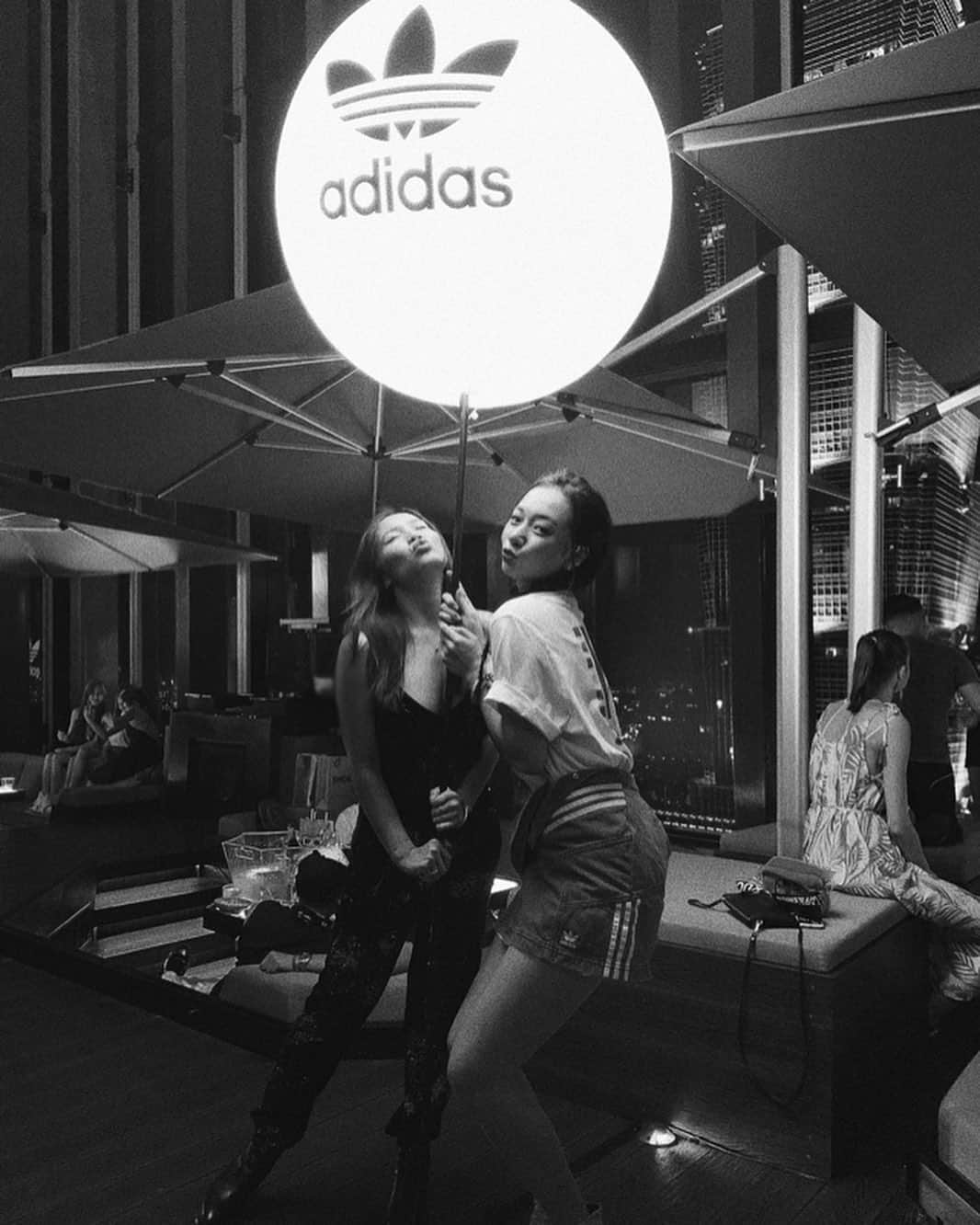 Kimberley Chenさんのインスタグラム写真 - (Kimberley ChenInstagram)「48💍 #adidas #originals」7月6日 22時06分 - lekimberleyy