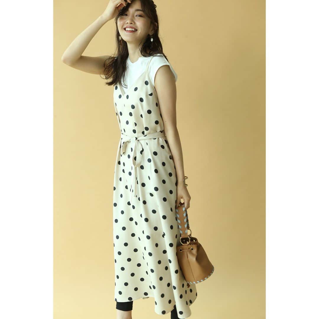 静麻波さんのインスタグラム写真 - (静麻波Instagram)「Arpege story🐇❤️. ２枚目のお洋服特にお気に入りすぎて買ってしまいました☺︎☺︎笑  ちなみに3色あります♡ #arpegestory  #instagood  #fashion」7月6日 22時01分 - manami_shizuka