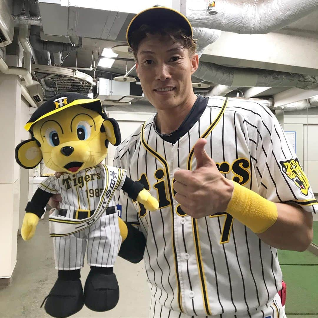 阪神タイガースさんのインスタグラム写真 - (阪神タイガースInstagram)「今日のヒーローはマルテ選手&糸井選手＆糸原選手‼️ #ジェフリーマルテ 選手 #糸井嘉男 選手 #糸原健斗 選手 #ナイスバッティング ✨ #サイコーです 👍✨ #今日のヒーロー #todayshero  #阪神タイガース」7月6日 22時02分 - hanshintigers_official