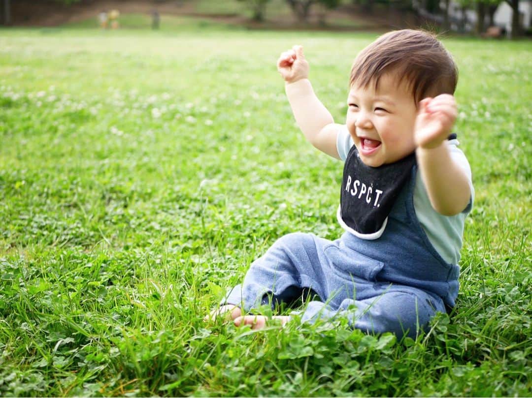 山崎秀晃さんのインスタグラム写真 - (山崎秀晃Instagram)「山崎Jr. 1st birthday🎂 これから色んな事があるけどいつまでも笑顔で👶🏻 #babyboy #happybirthday #1歳 #smile #☺︎ #山崎Jr.」7月6日 22時24分 - hideaki1987