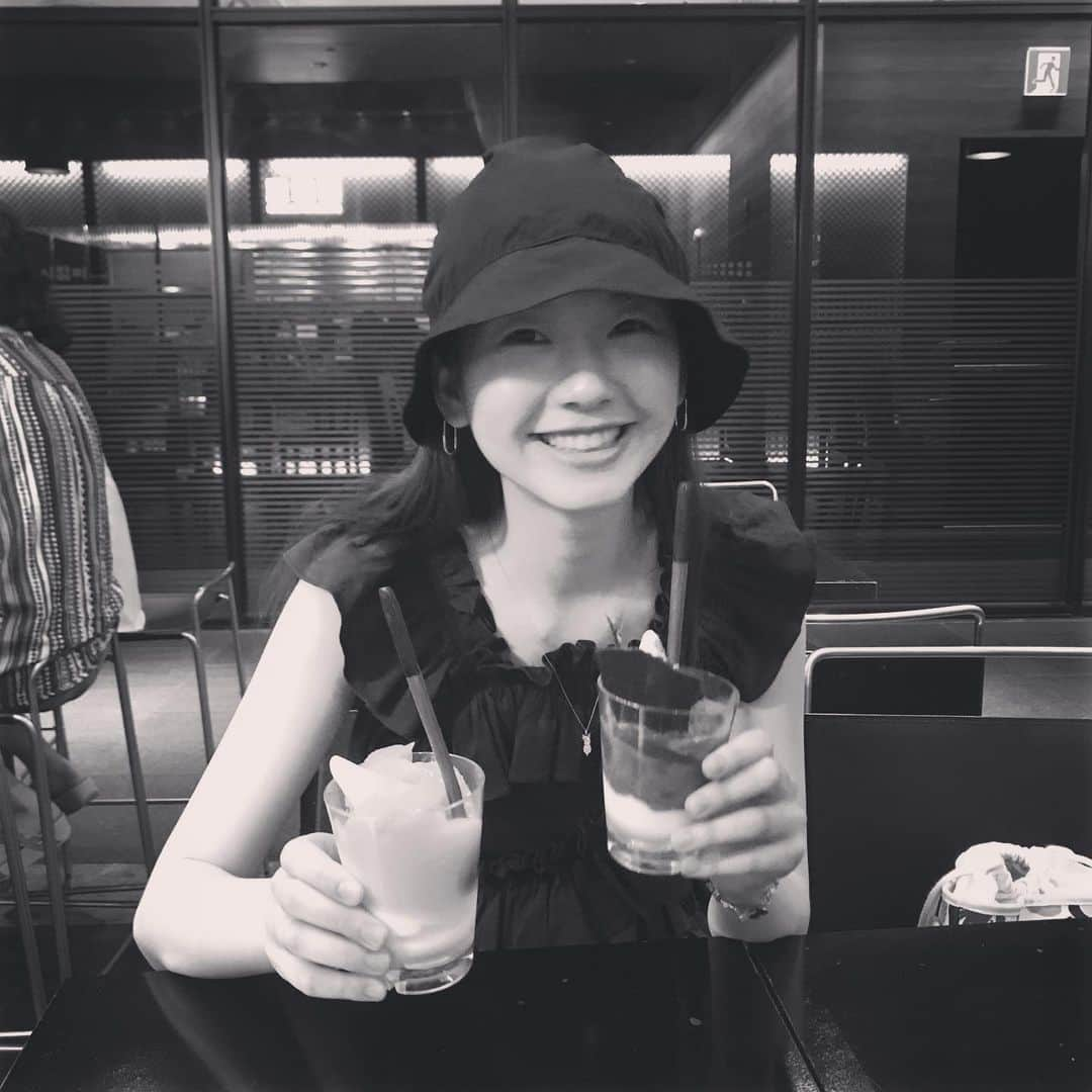 キム・ジンギョンさんのインスタグラム写真 - (キム・ジンギョンInstagram)「Saturday diary📓🖋🖤」7月6日 22時18分 - jinkyung3_3