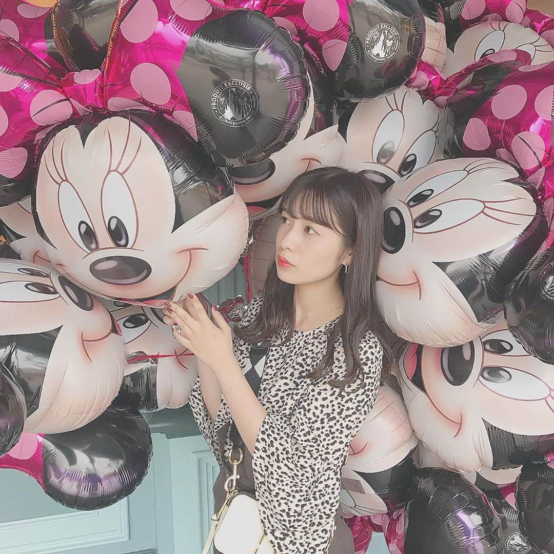 斉藤優里さんのインスタグラム写真 - (斉藤優里Instagram)「💓💓💓﻿ ﻿ ﻿ ﻿ #斉藤優里 #ゆったん﻿﻿ #たんたんたんゆったんたん( •ㅈ• )﻿﻿ #ディズニー #ミニーちゃん﻿ #パリ  #disneylandparis #風船 #可愛い🥺」7月6日 22時31分 - yuuri_3ito