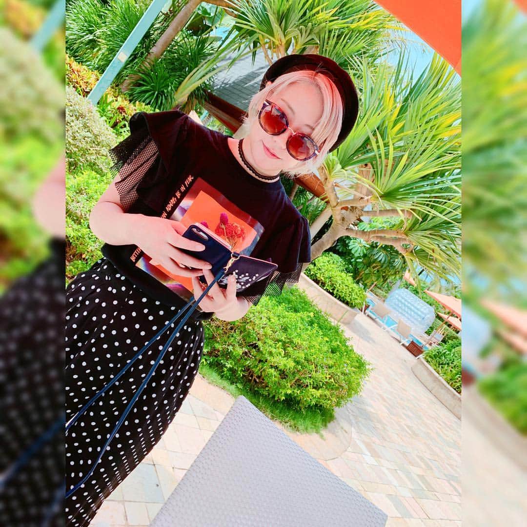 miumeさんのインスタグラム写真 - (miumeInstagram)「夏すぎて夏☀️🍹🌴🍧🌺」7月6日 22時46分 - miume_1220