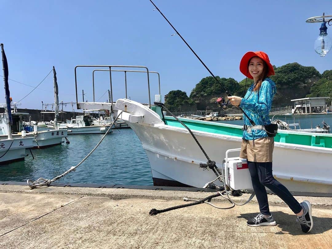 レジャーフィッシングさんのインスタグラム写真 - (レジャーフィッシングInstagram)「釣り場に行く時はワクワクですね(^-^) 日焼け対策、熱中症対策をお忘れなく。  #島根県 #浜田市 #シップスマスト #キス釣り #釣り女子」7月6日 14時12分 - leisurefishing
