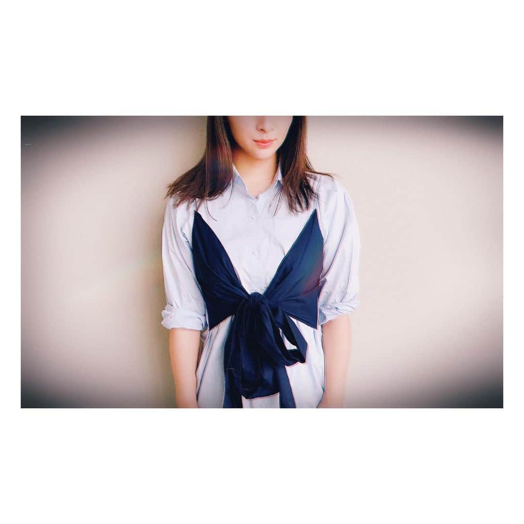 のインスタグラム：「おにゅーわんぴーす。 (@7things.official) 前にワンポイントあるからかんだか細見え効果が…♡ * * * #ootd #fashion #👗 #ワンピース #夏コーデ #dress」
