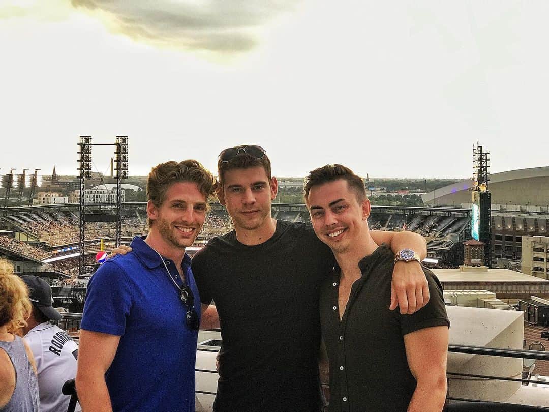 ダニエル・イートンのインスタグラム：「Literally all you need in life is friends, family, and brothers and I’ve got all three in this photo. Love you both @brandon_f1992 and @mattbmer I’d never be the man I am without you two. Forever bros and always family, love you guys! #itpw」