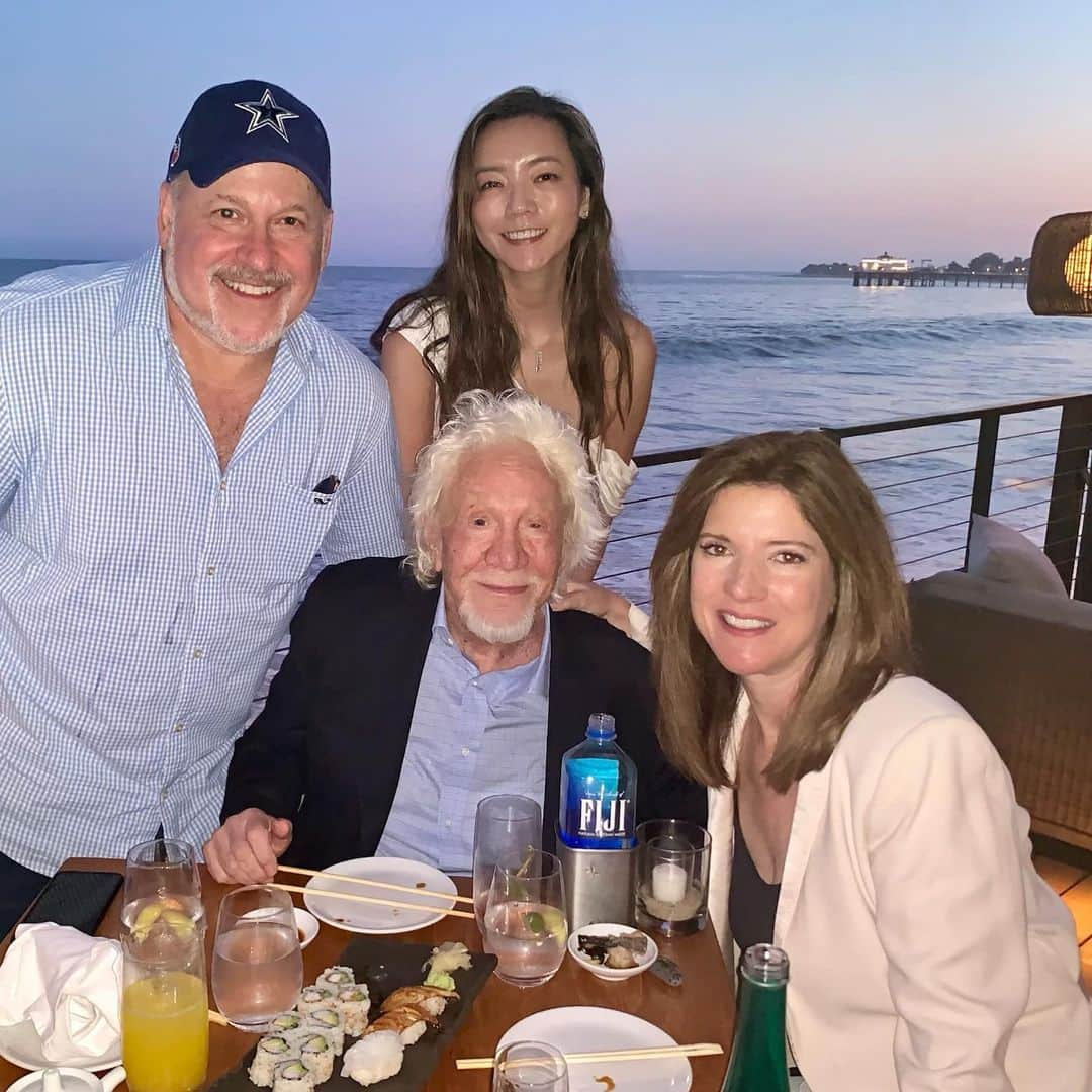 和央ようかさんのインスタグラム写真 - (和央ようかInstagram)「Perfect night @nobumalibu  Thank u @therealnobu さん🙏😍 大好きすぎるマリブのNOBU にて大好き過ぎるご夫妻とのひと時😍本当に本当に有難うございました😘😍😘あー、またすぐ行きたい  しかし、食事中にまた地震に遭遇😅😅😅 #takakoworldstylin🌎 #malibu  #yokawao#ちょっと地震は怖い💦#余震  #earthquake #aftershock #losangeles」7月6日 16時03分 - yokawao0215