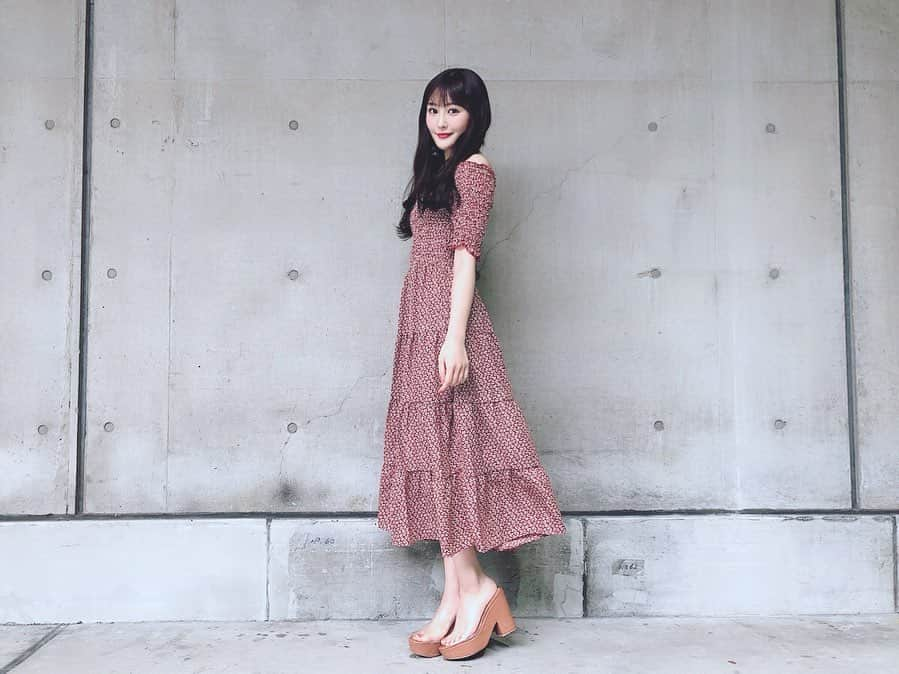 川上礼奈さんのインスタグラム写真 - (川上礼奈Instagram)「. 今日のお洋服☺︎ one-piece... @17kg_official  sandal... @snidel_official  #ootd #れなぴょん私服」7月6日 16時07分 - kawakami_rena