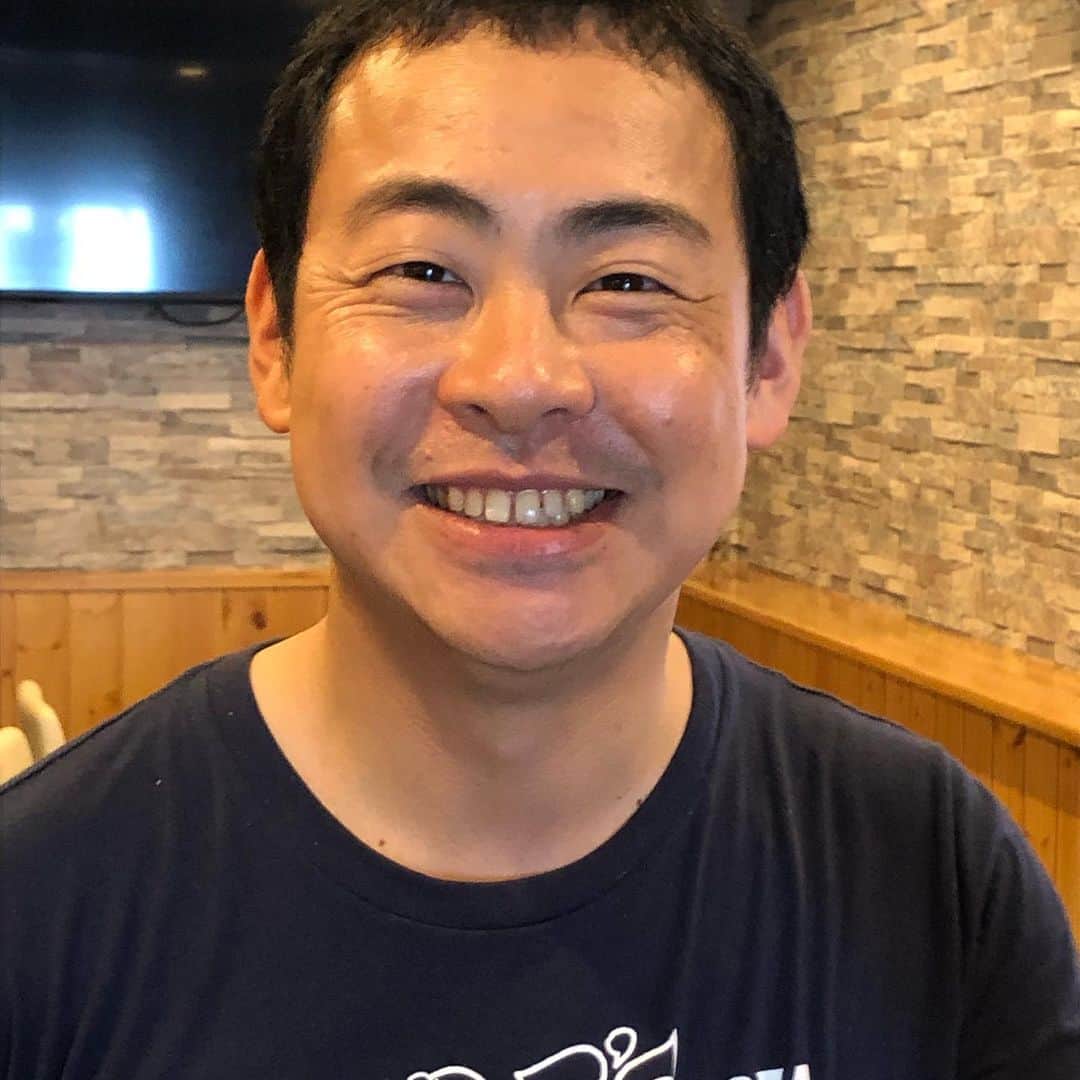 山川のりをのインスタグラム：「今夜は高岡市マナラニカフェにてギターパンダライブです。18時/18時30分、2500円+Dです。共演は美香さん。お近くの方々会いにきてアイニージュー！guitarpanda.net」