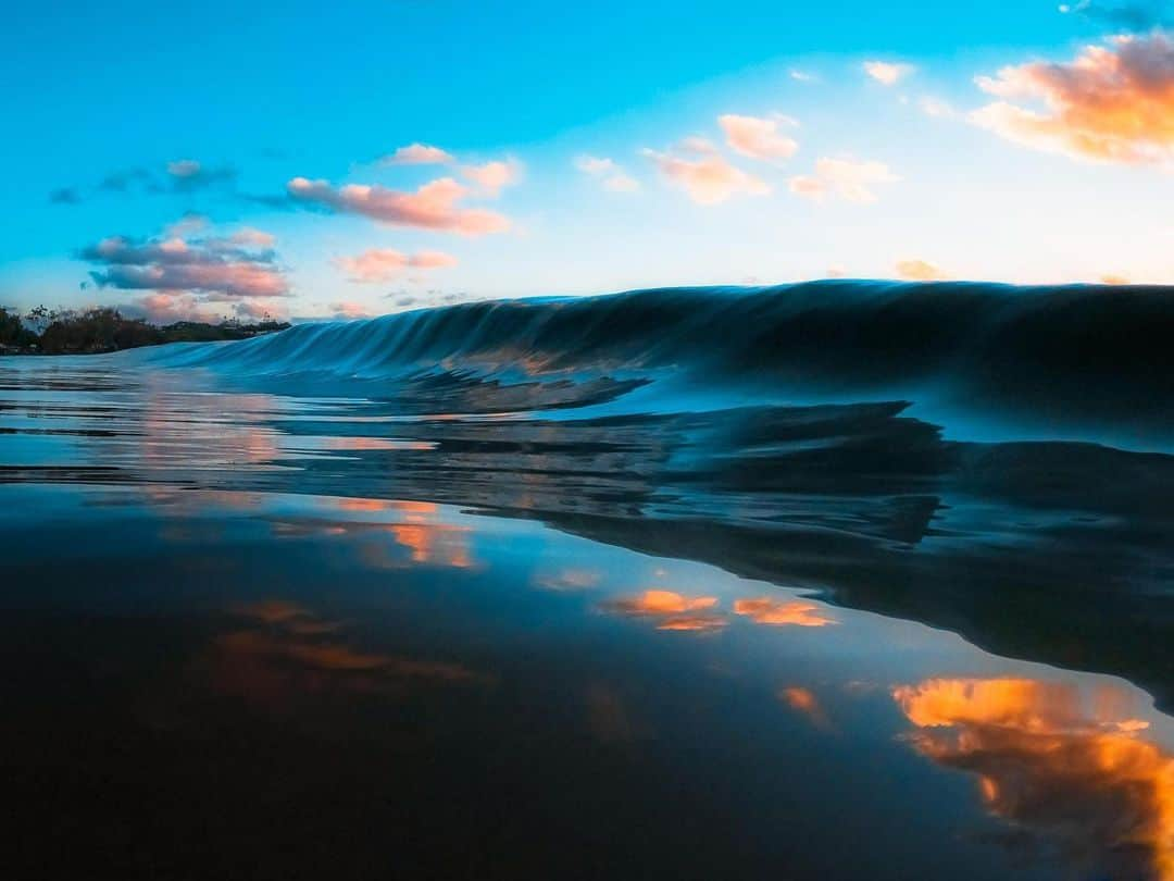 goproさんのインスタグラム写真 - (goproInstagram)「Photo of the Day: Capturing sunsets in nature's mirror with #GoProHERO7 Black. 📷 by @geoff270172 • • • @GoProANZ #GoProANZ #GoPro #ArtOfSwell #OurOceanDaily #SunsetsOfIGB #NSW」7月6日 23時04分 - gopro