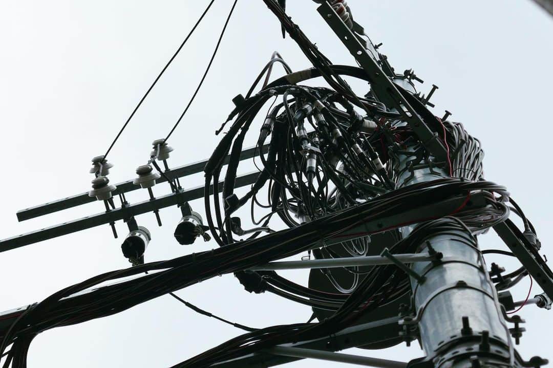 石山蓮華さんのインスタグラム写真 - (石山蓮華Instagram)「#いい電線 #電線 #electriccable #electricwire #electricalwires #電柱」7月6日 17時57分 - renge_ge