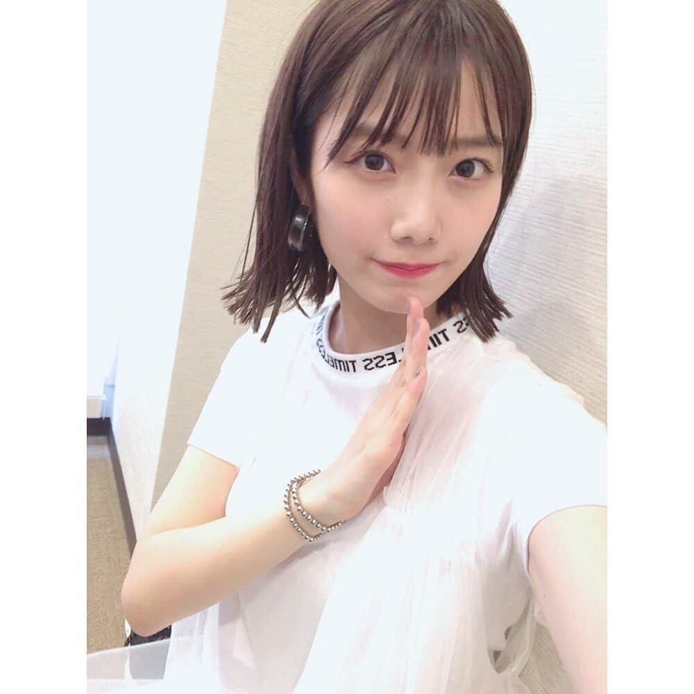 MOMOKAさんのインスタグラム写真 - (MOMOKAInstagram)「・ ひっさびさの大宮だったやーーーん🍑🍑🍑 リリイベ来てくれたみんなありがとう！、！ 初めましての方こんにちは！ 今日からよろしくね！ まだまだ(リ)続きます！頑張ります！お待ちしてま〜〜す！！！！ 雨ふらんくてよかったあ、、、ほんと😂❕❕❕ また明日！アリオ川口に19時しゅ〜ごーね！🙋‍♀️💪 fmfujiでラジオオンエア中〜聴いてねん👧🏼🎋」7月6日 19時36分 - momoka_jewel