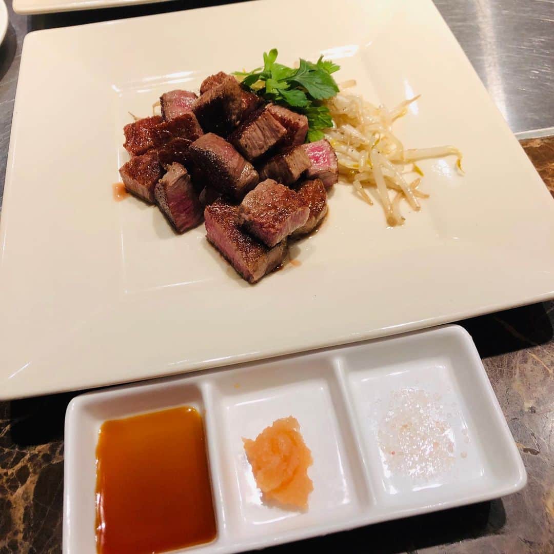 のインスタグラム：「お肉だいすき」