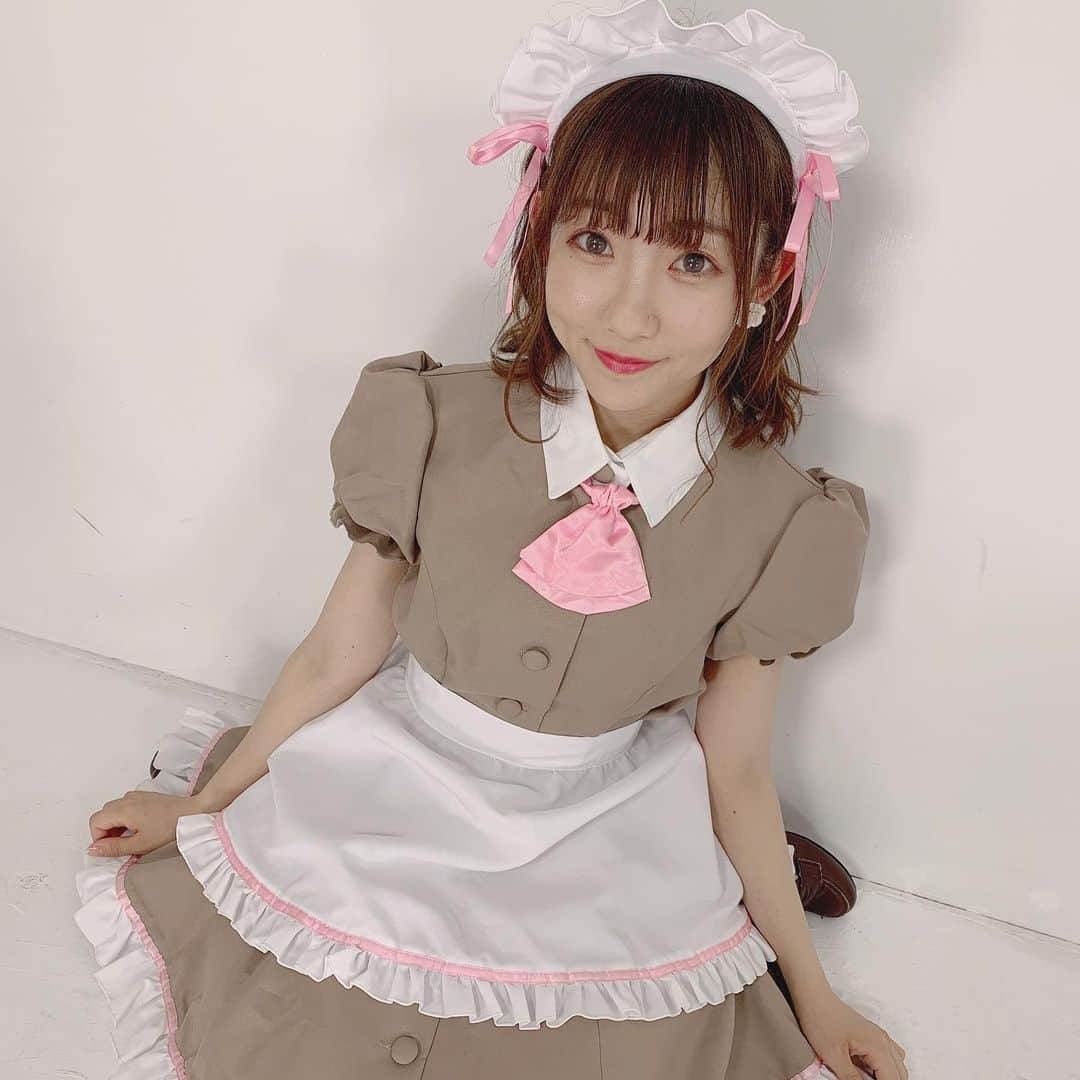 夏川愛実のインスタグラム：「ㅤㅤㅤㅤㅤㅤㅤㅤㅤㅤㅤㅤㅤ ㅤㅤㅤㅤㅤㅤㅤㅤㅤㅤㅤㅤㅤ ㅤㅤㅤㅤ ㅤㅤㅤㅤㅤㅤㅤㅤㅤㅤㅤㅤㅤㅤㅤㅤㅤㅤㅤㅤㅤㅤ こんな王道っぽいのは 珍しい気が… メイドちゃんになりました。💓 ㅤㅤㅤㅤㅤㅤㅤㅤㅤㅤㅤㅤㅤㅤㅤㅤㅤㅤㅤㅤㅤㅤ  茶色のメイド服に一目惚れしまして🥺🤦‍♀️ ありですか？？🥺😊 ㅤㅤㅤㅤㅤㅤㅤㅤㅤㅤㅤㅤㅤㅤㅤㅤㅤㅤㅤㅤㅤㅤ #メイド#コスプレ#メイド喫茶#王道 #アイドル#メイドコス#ハーフツイン  ㅤㅤㅤㅤㅤㅤㅤㅤㅤㅤㅤㅤㅤㅤㅤㅤㅤㅤㅤㅤㅤㅤ  ㅤㅤㅤㅤㅤㅤㅤㅤㅤㅤㅤㅤㅤㅤㅤㅤㅤㅤㅤㅤㅤㅤㅤㅤ」