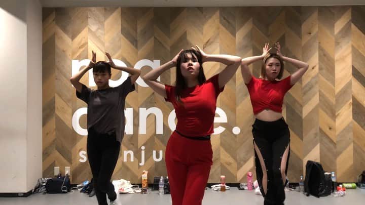 のインスタグラム：「@noadance_shinjuku ♪music♪ @beyonce #runtheworld 👸dancer👸 @iroha.dance @natsumi_zwj @mayuuta81  #dance #jazzfunk #avecoo #choreographer #japan #beyonce #tokyo」