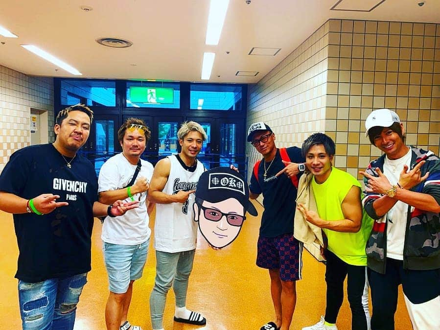 小澤海斗さんのインスタグラム写真 - (小澤海斗Instagram)「集中する環境を与えてくださった 三谷さん方々と！  いつも応援ありがとうございます！  まだまだ。  この世界のカリスマになってやります🔥  #集中」7月6日 21時00分 - kik04270427