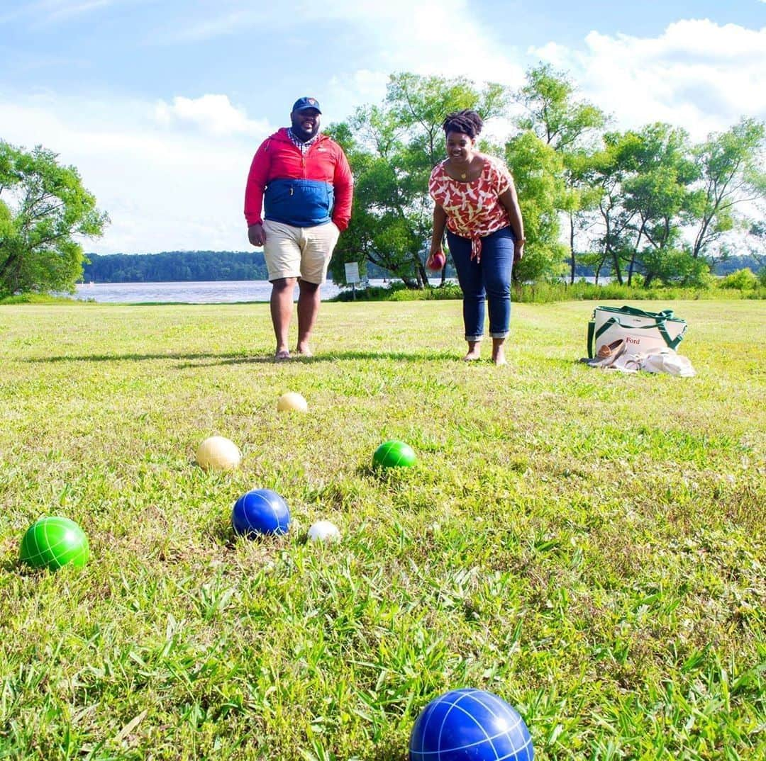 L.L.Beanさんのインスタグラム写真 - (L.L.BeanInstagram)「Head outside and have a (bocce) ball! #BeanOutsider #SmoreOutofSummer (📷: @prepfordwife) Visit the link in our profile to shop dozens of outdoor toys and games, for kids and the young at heart.」7月6日 21時01分 - llbean