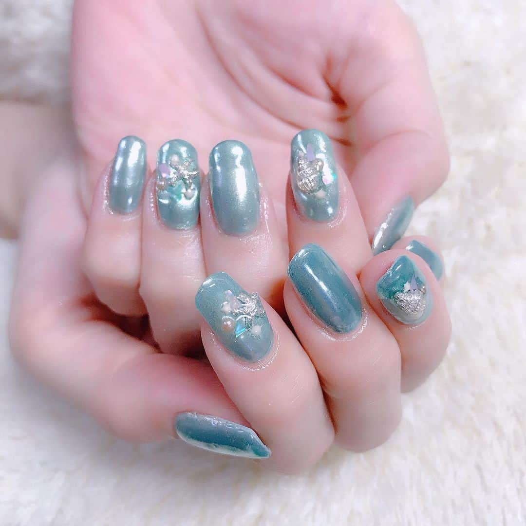 なかやまちえこさんのインスタグラム写真 - (なかやまちえこInstagram)「Blue × Miller #nail #nails #nailart #ネイル #美甲 #ネイルアート  #clou #nagel #ongle #ongles #unghia #japanesenailart #manucure #네일 #젤네일 #네일아트 #네일리스트 #japanesenails #manicurist #gelnails  #ミラーネイル #mirrornails #magicpowder #mypanda #中村 さん」7月6日 21時22分 - chiekonakayama