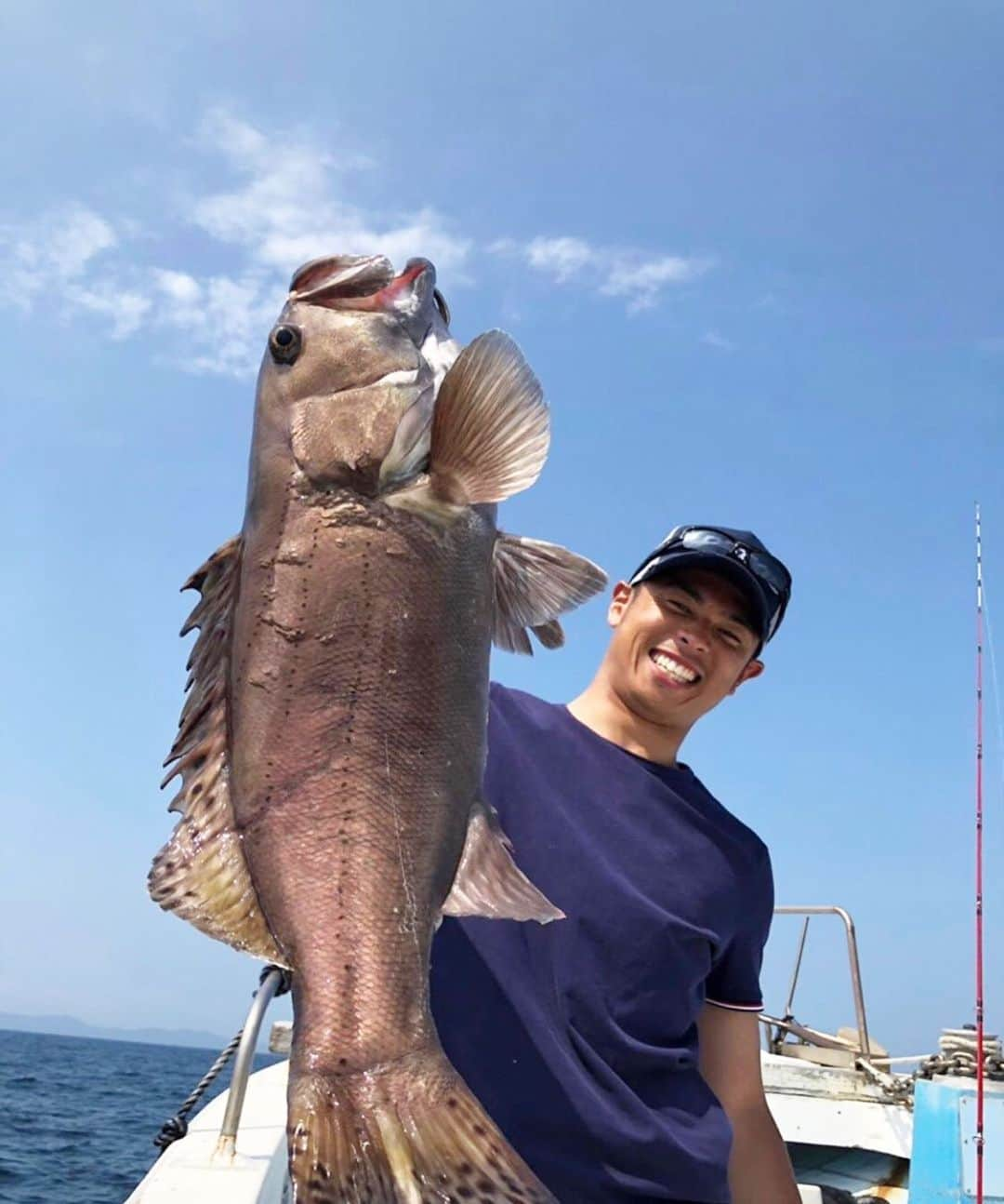 工藤壮人さんのインスタグラム写真 - (工藤壮人Instagram)「釣り師匠、誕生日おめでとうございます🎣 また釣りに連れて行ってください🙋🏻‍♂️ #廣末陸 #初の海釣り #ADACHI」7月6日 21時17分 - masato_kudo_official