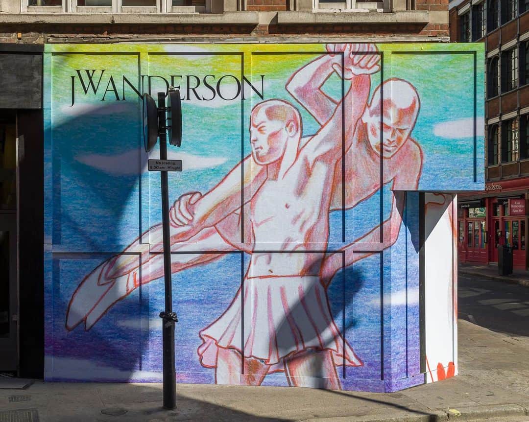 JWアンダーソンさんのインスタグラム写真 - (JWアンダーソンInstagram)「Happy Pride Everyone! We are very excited and PROUD to announce JW Anderson will be opening in Soho this year! We will be giving away exclusive key rings and tattoos today after the parade to celebrate. Come meet us at the corner of Wardour Street and Brewer Street! Artwork by @polanglada」7月6日 21時20分 - jw_anderson