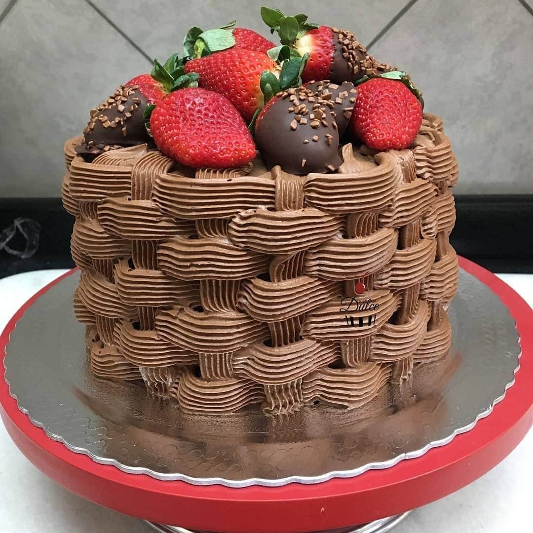 2.8 Milllon CAKESTERS!さんのインスタグラム写真 - (2.8 Milllon CAKESTERS!Instagram)「Amazing! 🎥: @docesdadulce⁠ .⁠ .⁠ .⁠ .⁠ .⁠ .⁠ #cakes #cake #cakedecorating #chocolate #birthdaycake #cakesofinstagram #cupcakes #food #cakestagram #foodporn #instacake #dessert #bakery #baking #cakedesign #instafood #love #sweet #birthday #pastry #cakeart #yummy #cookies #delicious #chocolatecake #sweets #desserts #foodie #homemade」7月7日 8時00分 - cakeguide