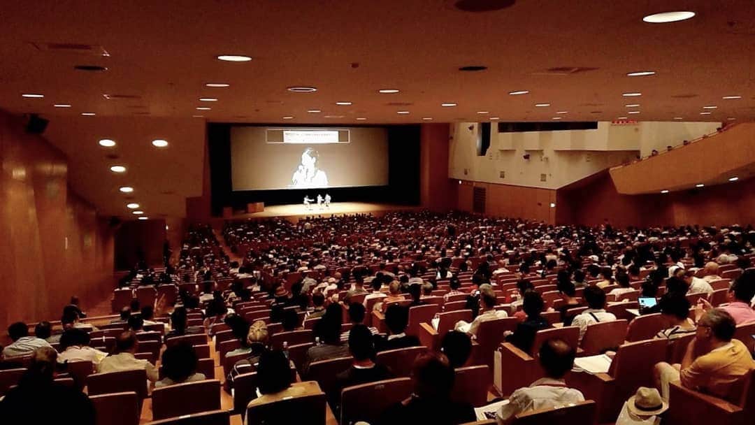 杉原杏璃さんのインスタグラム写真 - (杉原杏璃Instagram)「今日は、大阪で  約1年ぶりの 楽天証券さんのイベントにお邪魔して講演をさせていただきました！！ 私の本📕のミニサイン会✏️もさせていただいたので  皆さまと近くでも話すこともでき、楽しかったです！！ 最近、ちまきにハマってまして、大阪駅でちまきのお土産も買えて充実した1日でした✨  #japan  #LOVE  #love  #instagood  #YOLO  #new  #look  #follow  #happy  #fun  #funny 　#smile  #beauty  #swag  #girl  #girls  #me  #fashion  #アンラブ  #グラビア  #アイドル  #グラドル  #グラビアアイドル  #anrisugihara  #杉原杏璃  #楽天証券 #投資セミナー #投資イベント」7月6日 23時40分 - anri.sugihara.anri