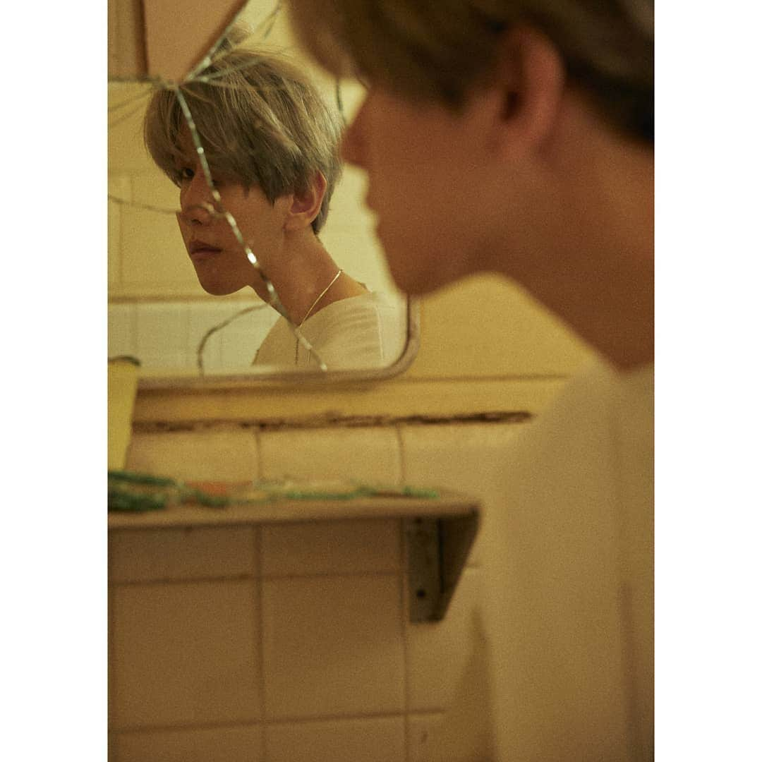 EXOさんのインスタグラム写真 - (EXOInstagram)「백현 BAEKHYUN The 1st Mini Album 'City Lights’ _ 🎧 2019.07.10. 6PM (KST) 👉 http://baekhyun.smtown.com/ _ #백현 #BAEKHYUN @baekhyunee_exo  #엑소 #EXO #weareoneEXO @weareone.exo #CityLights #UNVillage」7月7日 0時00分 - weareone.exo