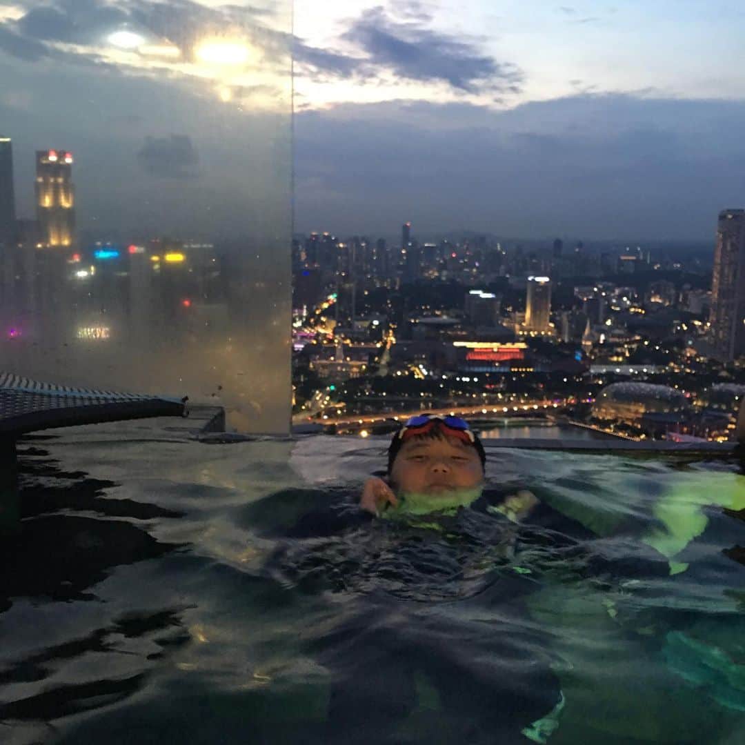 オ・ユナさんのインスタグラム写真 - (オ・ユナInstagram)「#marinabaysands #singapore」7月7日 0時02分 - ya9579