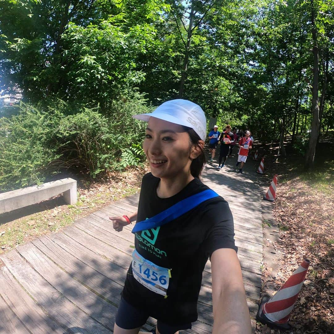 矢原里夏さんのインスタグラム写真 - (矢原里夏Instagram)「SAPPORO relay marathon 42.195km . 最初の坂しんどかったけど、緑が多くて天気よくて最高気持ちよかったです！ありがとうございました！ . . #リレマラ札幌 #SALOMON #フイナム」7月7日 0時15分 - rika_yahara